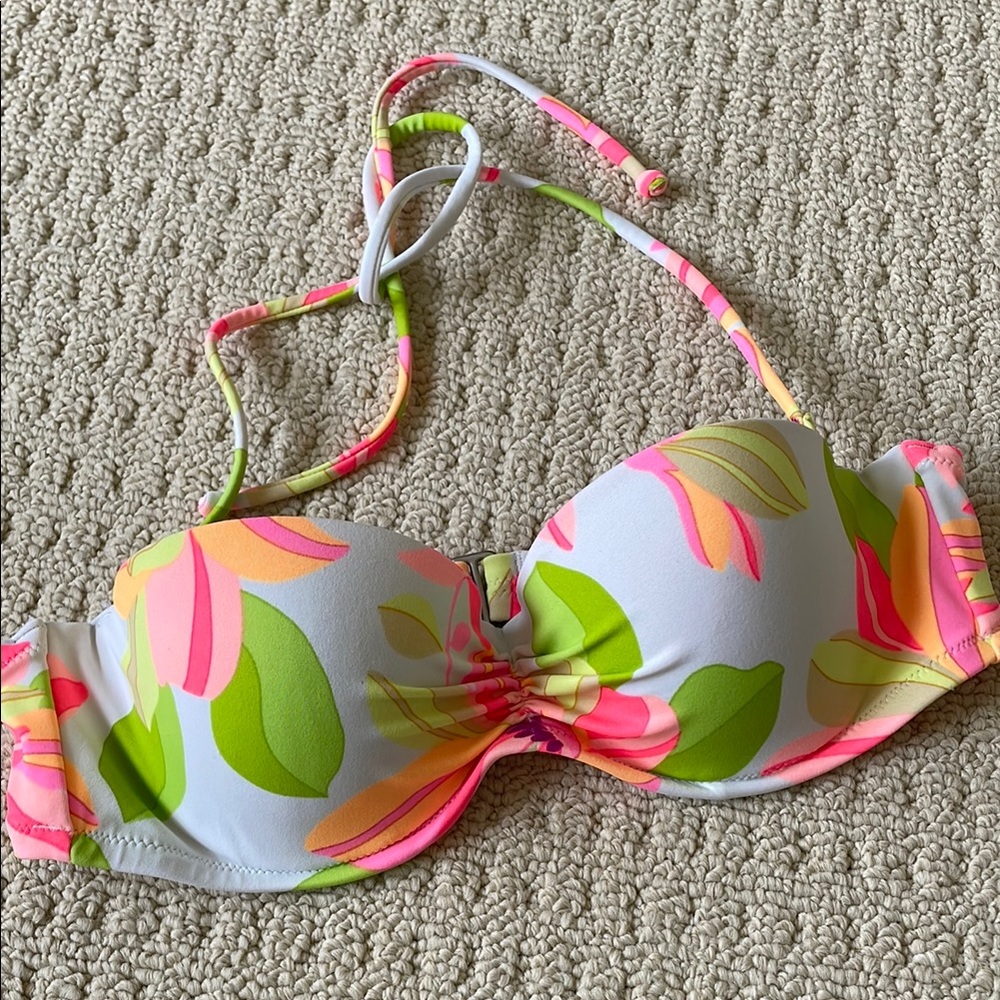 Victoria’s Secret Floral Bikini Top